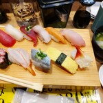 Sakanayasan No Shinsen Kaitenzushi - 