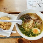 Shio Soba Sakuratei - ラーメン&半やきめしセット900円