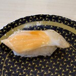 はま寿司 - 焼きとろサーモン、１個食べちゃった