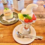 Q CAFE by Royal Garden Cafe - 