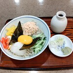 東家 - 納豆そば（玉子入り）