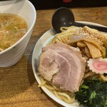 麺酒場ひかる - 