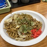 丸久食堂 - 名物の焼きそば　