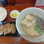 長浜ラーメン一撃 - 