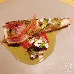 マンサルヴァ - 本日の鮮魚
      神奈川県長井漁港のヒラマサガスパチョのソース