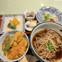ダイナミックキッチン＆バー 響 カレッタ汐留店  - 