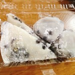 西河製菓店 - 豆もち_¥151、豆大福_¥162