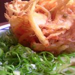 마루가메 세이멘 유메타운 사가점 - かけうどん（並）＋小エビのかき揚げ＋ネギ＝410円