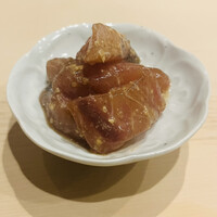 鮨処 つく田 - 鯵の胡麻醤油漬け