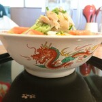 ちゃんぽん 一鶴 - 冷たいラーメン 横から