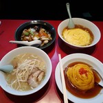 Taiwan Ryourichouraku - 奥  天津ラーメン+中華飯       手前  塩ラーメン+天津飯                                                               