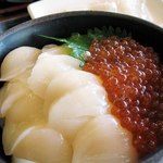 柿崎商店 海鮮工房 - ホタテ丼＋イクラのせ