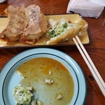 陽気軒 - 中身は野菜がたっぷり入ってます〰️‼️