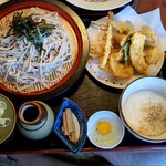赤土 - 料理写真:山芋とろろそば天ぷら付き大盛＠1750円