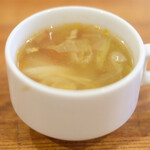 レストラン・サカキ - 千葉県産林SPF豚のポークジンジャー 1350円 のスープ