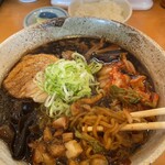 麺武 はちまき屋 - キムチ追加、うまいんです♪おすすめです