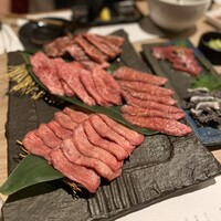 近江うし 焼肉 にくTATSU 青山本店 - 