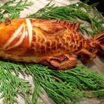 ラチュレ - 鮎のパイ包み焼き
