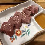 焼肉ホルモン大衆酒場 真 肉焼屋 - 