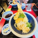 本格手打うどん おか泉 - 