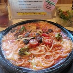 石焼きパスタ&コーヒー サタCafe - 焼き野菜のトマトソースパスタ