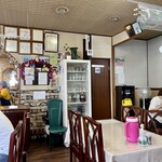 レストラン ふくしん - 店内。