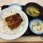 松屋 - 料理写真:うな丼・大盛り