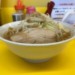 ラーメン ヒカリ - 麺400g   野菜少なめ　ニンニクと油普通