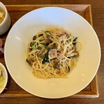 喫茶店 友路有 - ベーコンとキノコの和風パスタ ¥980