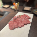 和牛焼肉 やくにく 路地裏 - 
