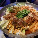 シグマ ポチャ - ナッコプセ　旨辛海鮮牛ホルモン鍋