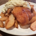 クラフトハウス トーキーズ - 当店自慢のフィッシュ＆チップス