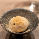 USHIGORO S. - きなこ黒蜜のアイスクリーム