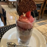 ドゥブルベ・ボレロ - 近江木苺とショコラのパルフェ
