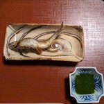 瓢亭 - 本店の朝粥には焼き物が付きます