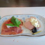 香シェット - ２千円のコース：生ハム他