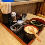 釜揚げうどん 一心 - 卓上グッズ(ネギ·天かす·昆布佃煮等)♪