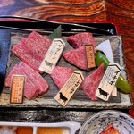炭火焼肉くらた - 信州プレミアム牛肉盛合せ150g定食(\2,400)