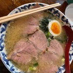 平凡くじら屋 - みそラーメン