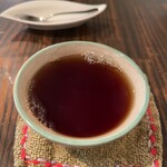 コ．トゥ．タモ．ペヴァ - 紅茶。アールグレイ？