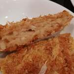 大衆酒場 ナミヘイ - 薄めのメンチカツ