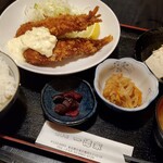 喰い呑み処 一徳家 - 大海老フライ定食・ミニ冷奴