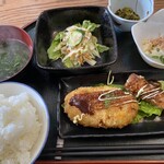 食事処ひろ - 日替りランチ＝600円
            ご飯の盛りが良いです