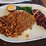 Jurassic Nest FoodHall (Michelin Rated Food) - ソヤソースチキンライス