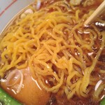 神戸餃子 橋本家 - 麺のアップ