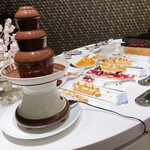 ブラッセリー 「フローラ」 - 