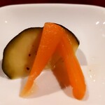 シークレット ドア - 自家製おつまみ：ピクルス