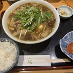 一誠 - イベリコ豚とキノコ豆腐定食（カレー）