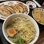 嘉福苑 - ラーメンと餃子セット