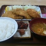 大松食堂 - 盛り合わせ定食
      